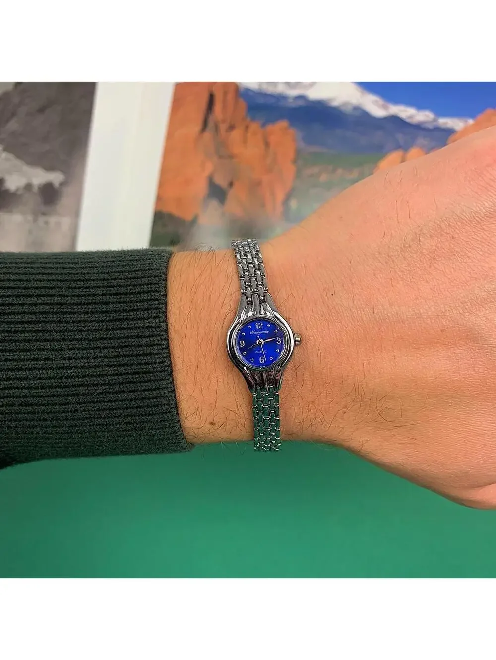 Minimalistic Silver and Blue Face round dainty stainless steel y2k 2000s style w